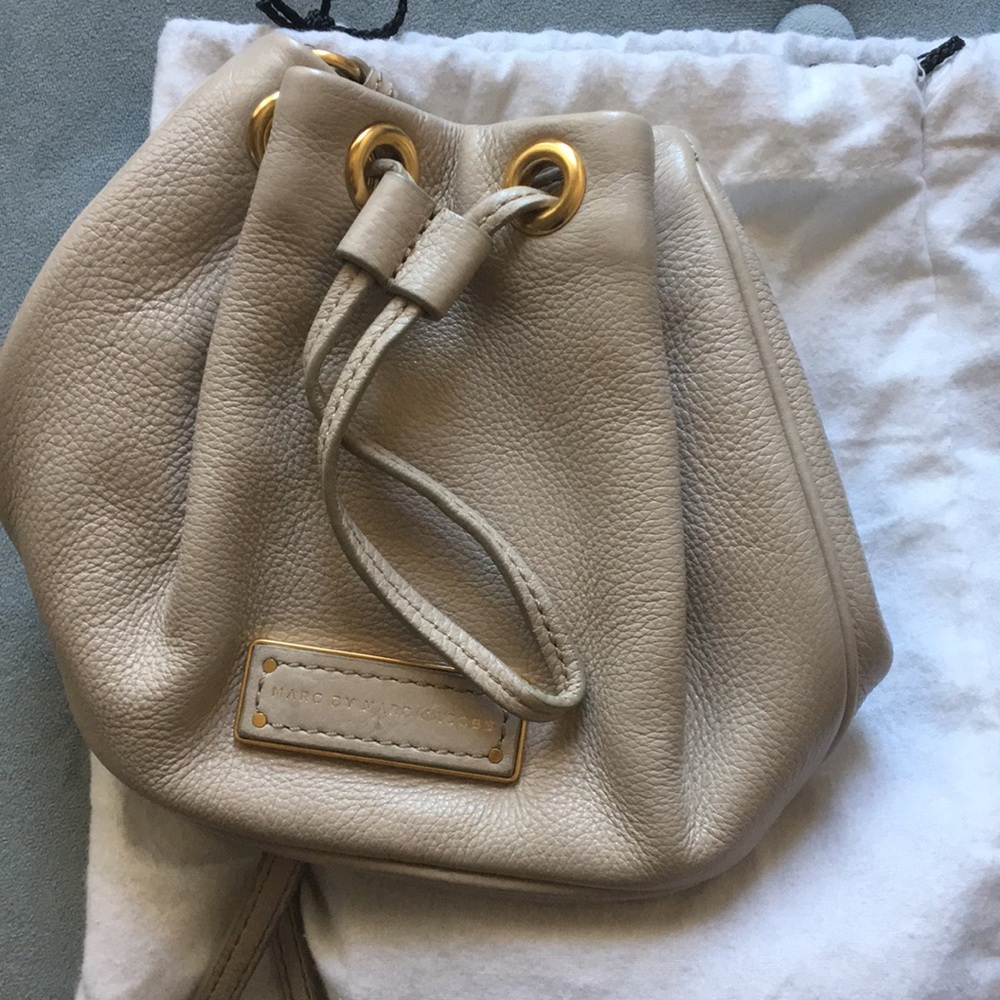 ⚡️⚡️Marc by Marc Jacobs small bucket bag⚡️⚡️